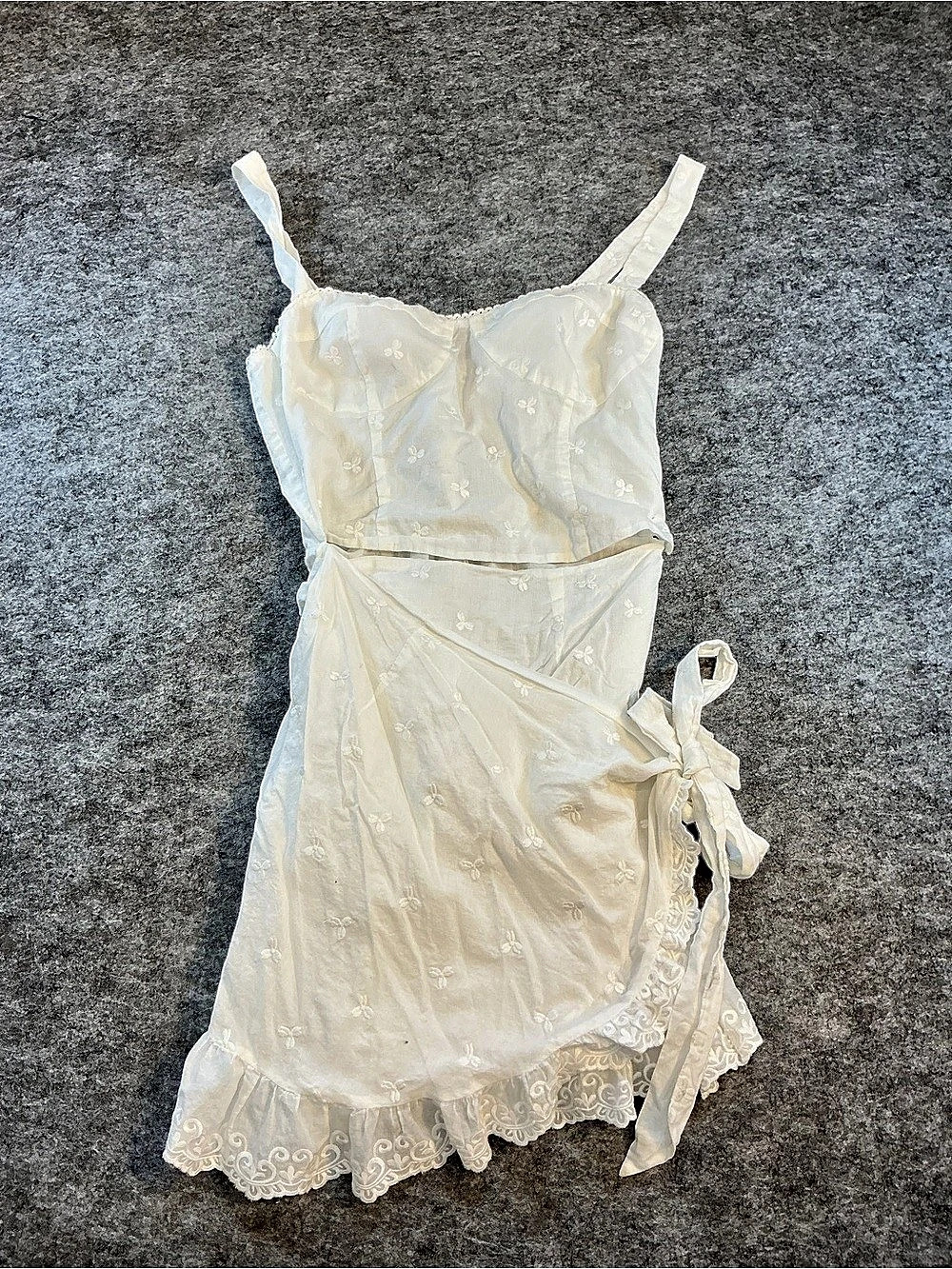 Reformation Dress Floral Mini Dress White Size 10